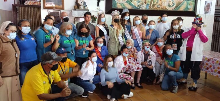 Abuelos del Medarda Piñero disfrutaron de una agenda ferial  