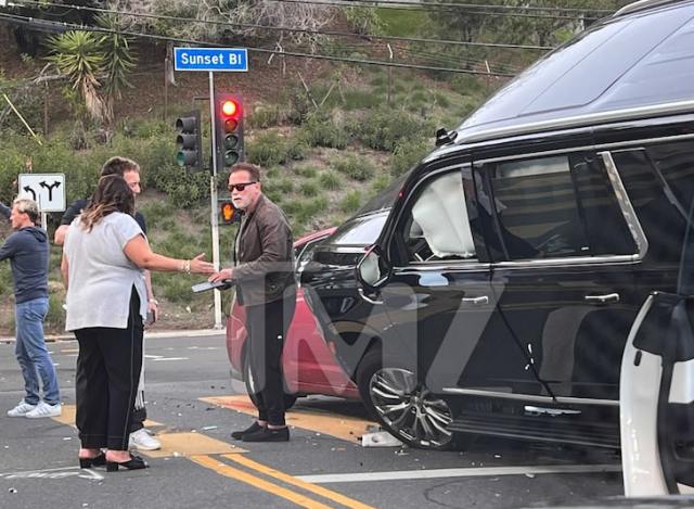Arnold Schwarzenegger resultó involucrado en aparatoso accidente de tránsito en Los Ángeles