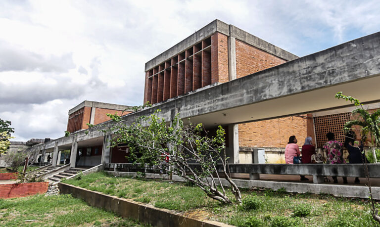 Ataques sistemáticos a la autonomía universitaria se repiten en América Latina