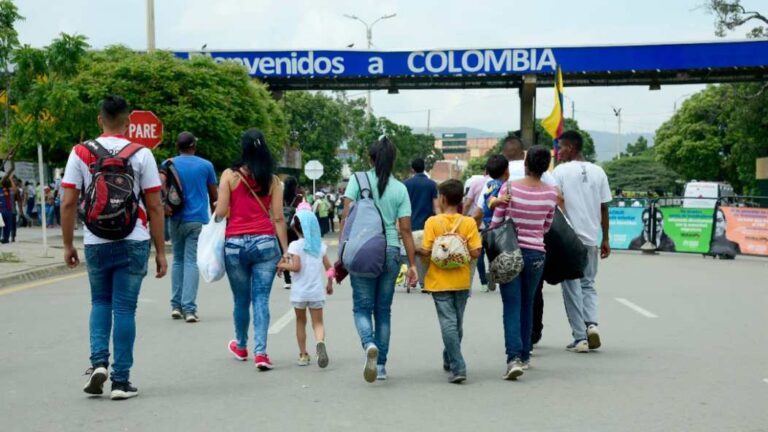 Inicia inscripción masiva en el Sisbén IV de venezolanos en Colombia con estatus de protección