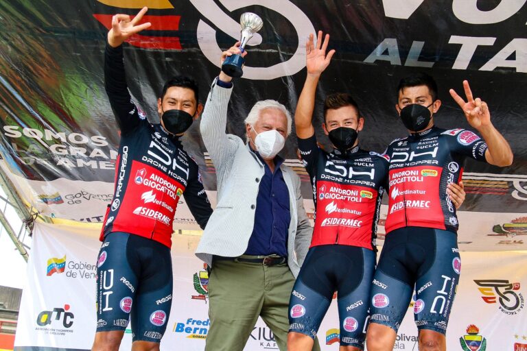 El Drone Hopper Androni, subcampeón por equipos en el Tour de Antalya