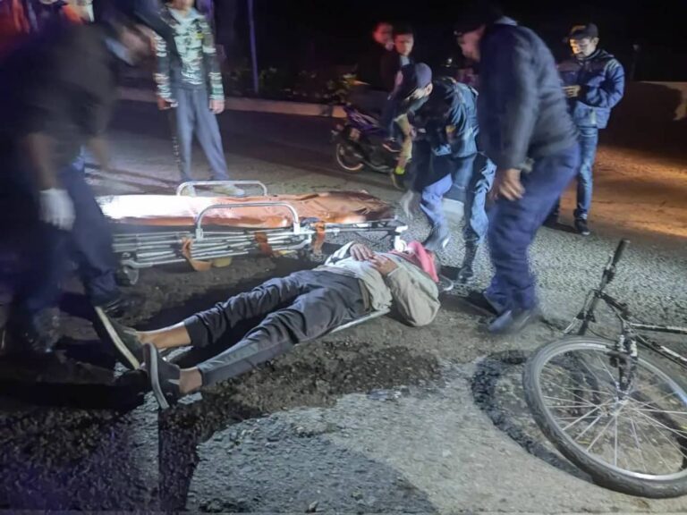 En Jáuregui, bomberos atendieron a un hombre que se volcó en bicicleta