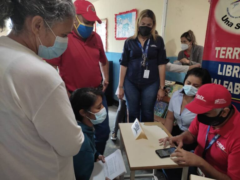 Cantv brindó atención a habitantes de San Juan de Colón en Táchira