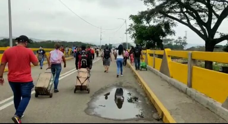 Lunes de cédula impar por el paso formal