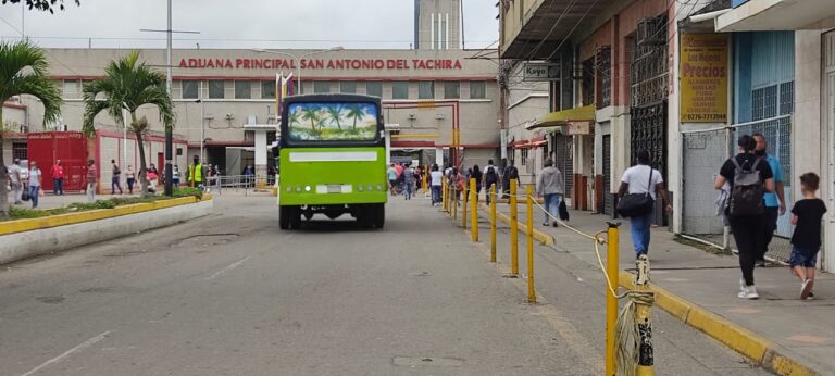 Lunes de cédula par por los tramos binacionales