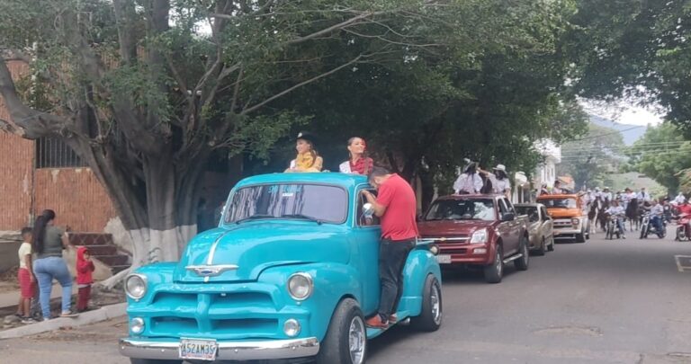 Cabalgata del carnaval en San Antonio del Táchira