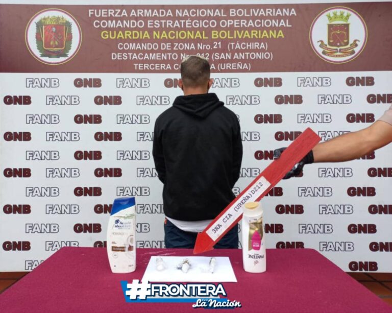 Detienen a joven en Ureña con marihuana oculta