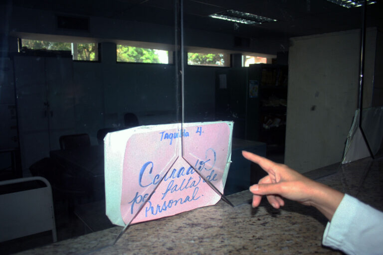 Déficit de personal afecta Central de Citas en el HC  