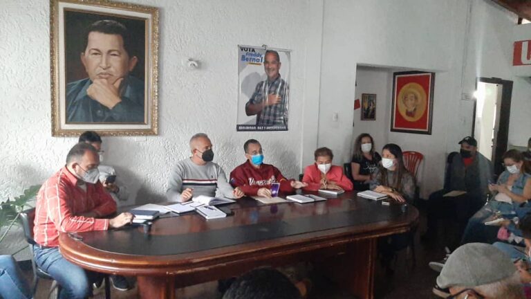 Nombran Comisión Auxiliar para congresos del PSUV