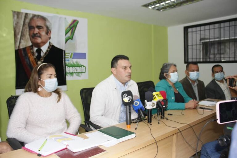 Ricardo Hernández manda en Copei