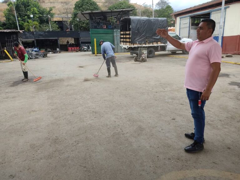 Rehabilitan espacios del Mercado  Mayorista y Minorista de Táriba