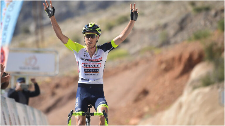 Jam Hirt gana Tour de Omám