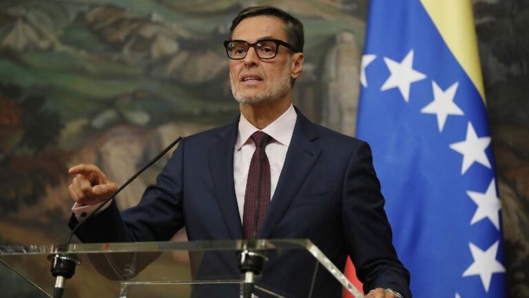 “Venezuela rechaza `falsos positivos` desde Colombia”