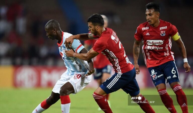 América se enfrenta al DIM