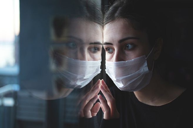 Depresión y problemas de sueño, los síntomas que más se asocian después del covid-19