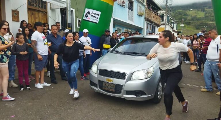 Pura adrenalina en la montaña con la Gymkana Automovilística