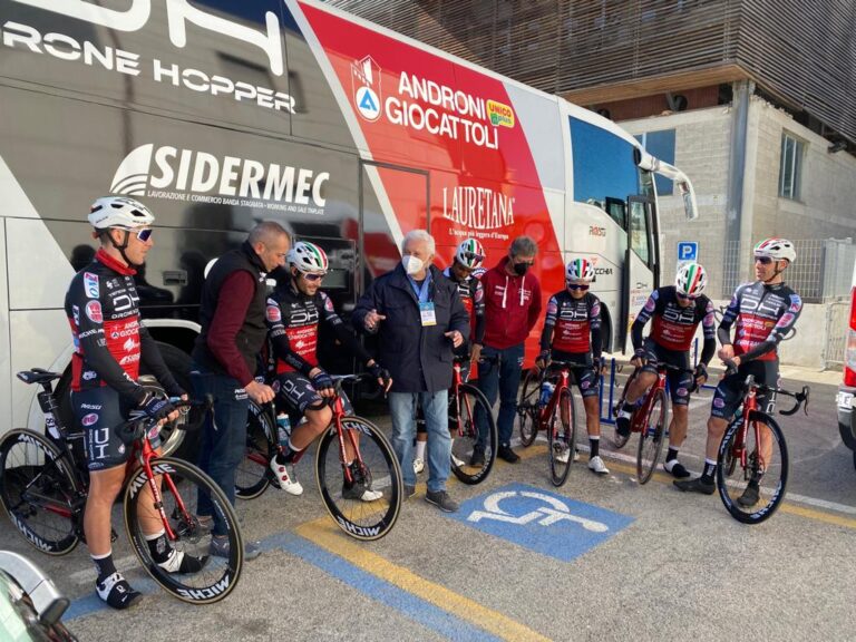 Positivo el balance del Drone Hopper-Androni Giocattoli en la Tirreno Adriático