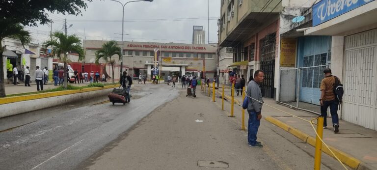 Martes de cédula impar por los pasos internacionales