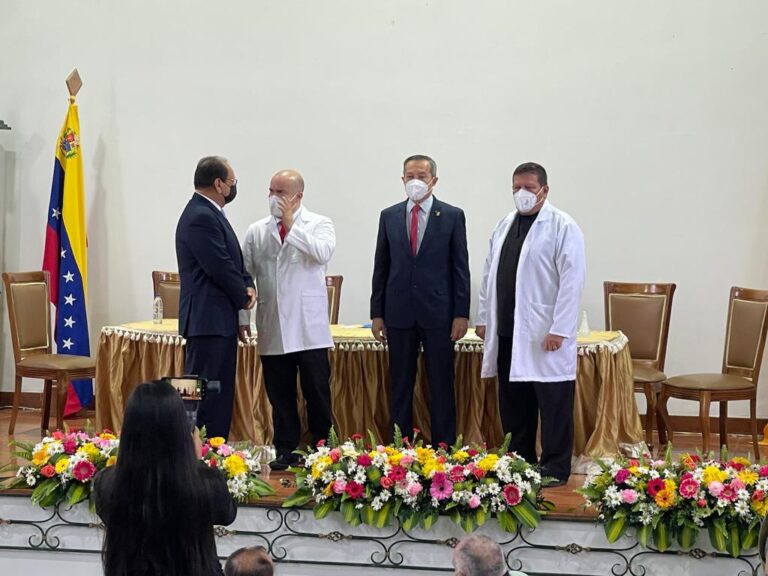 Médicos recordaron el legado del doctor José María Vargas