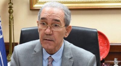 República Dominicana suspende becas en especialidades médicas