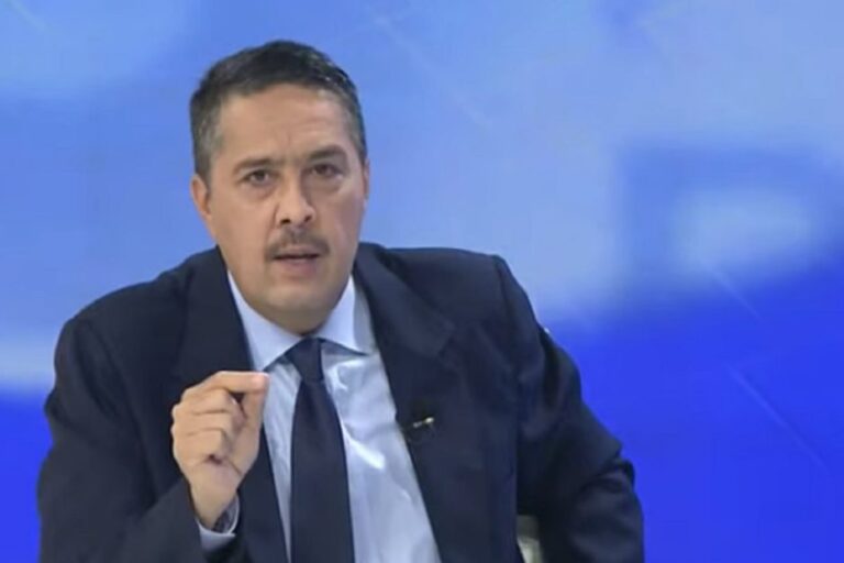 “El salario mínimo debe aumentarse”