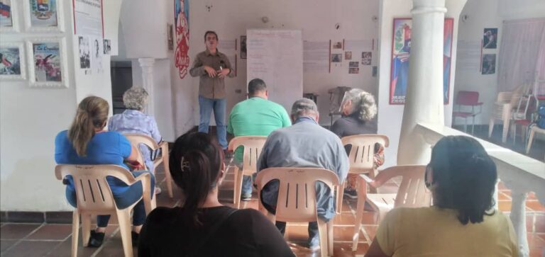 “El comandante Chávez en el imaginario popular”