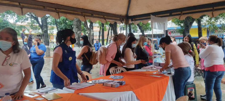 Celebran el Día Internacional de la Mujer en la frontera