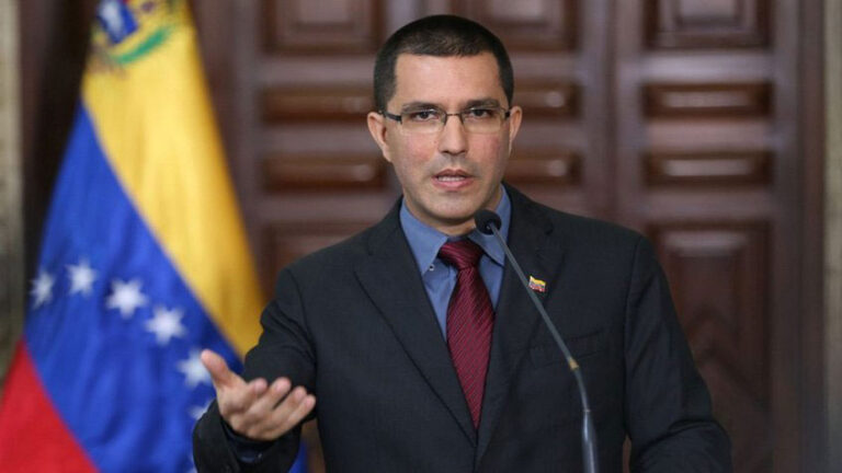 Jorge Arreaza asume Ministerio de Comunas