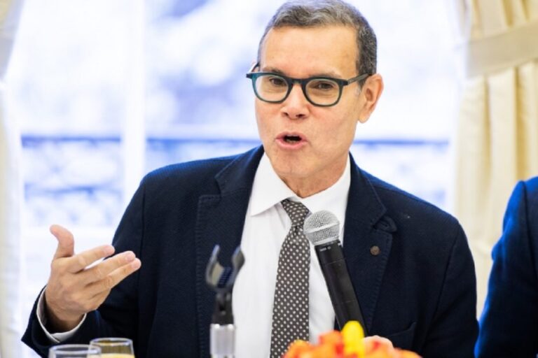 “Retomar diálogo en México, primer logro de misión de EE.UU.”