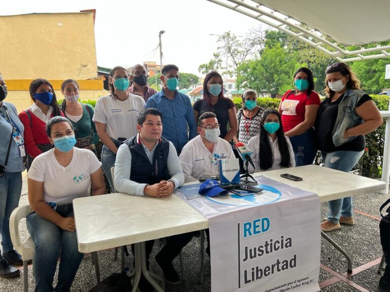 Denuncian ataques contra la libertad de expresión