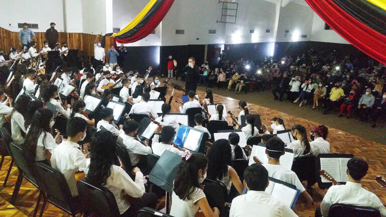 Cultura y Familia Tachirense celebraron la Tachiraneidad