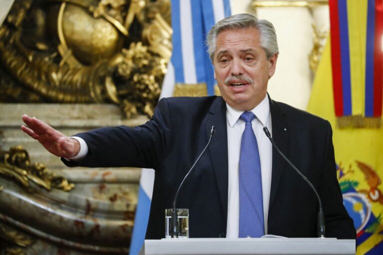 Presidente argentino anunció que restablecerá las relaciones diplomáticas con el Gobierno venezolano