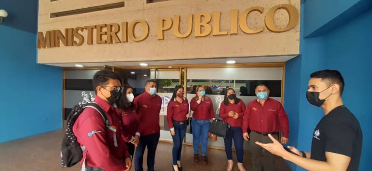 Estudiantes de Derecho en visita académica al Ministerio Público 