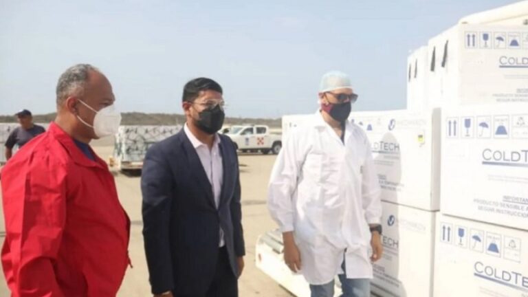 Venezuela recibe más de 2 millones de vacunas antigripales