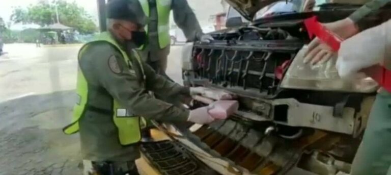 Capturan a pareja que transportaba droga en La Tendida