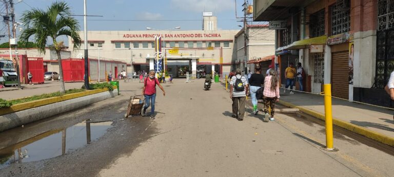 Martes de cédula par por los tramos binacionales