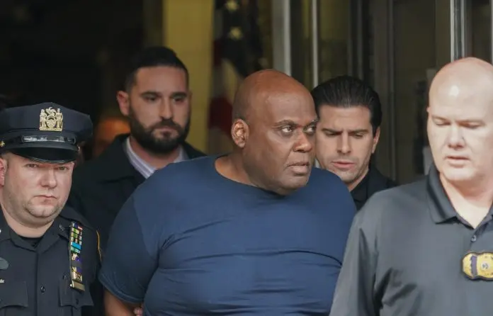 Sospechoso de tiroteo en metro de Nueva York compareció ante la justicia