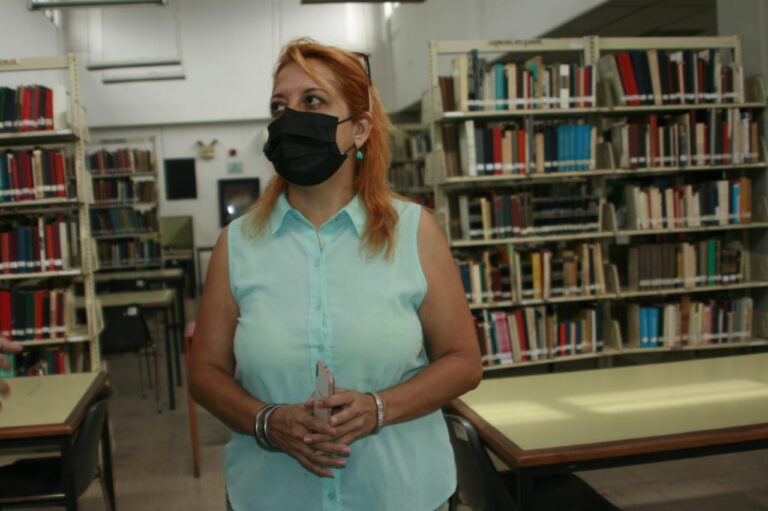 Biblioteca Leonardo Ruiz Pineda reabre las puertas a los usuarios