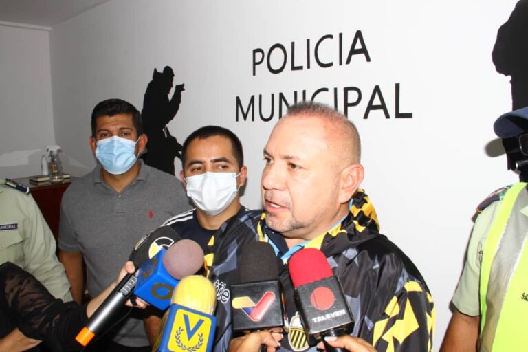 Alcalde lanzó ultimátum al comercio informal