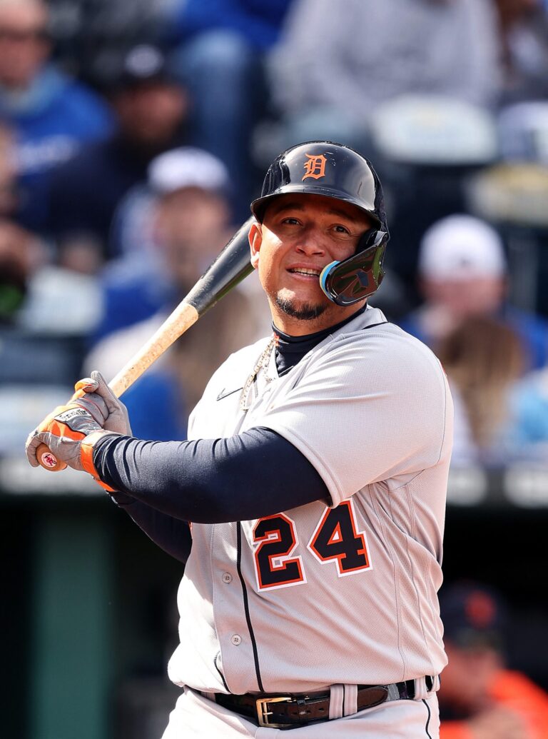 Miguel Cabrera cerró la semana acariciando los tres mil sencillos