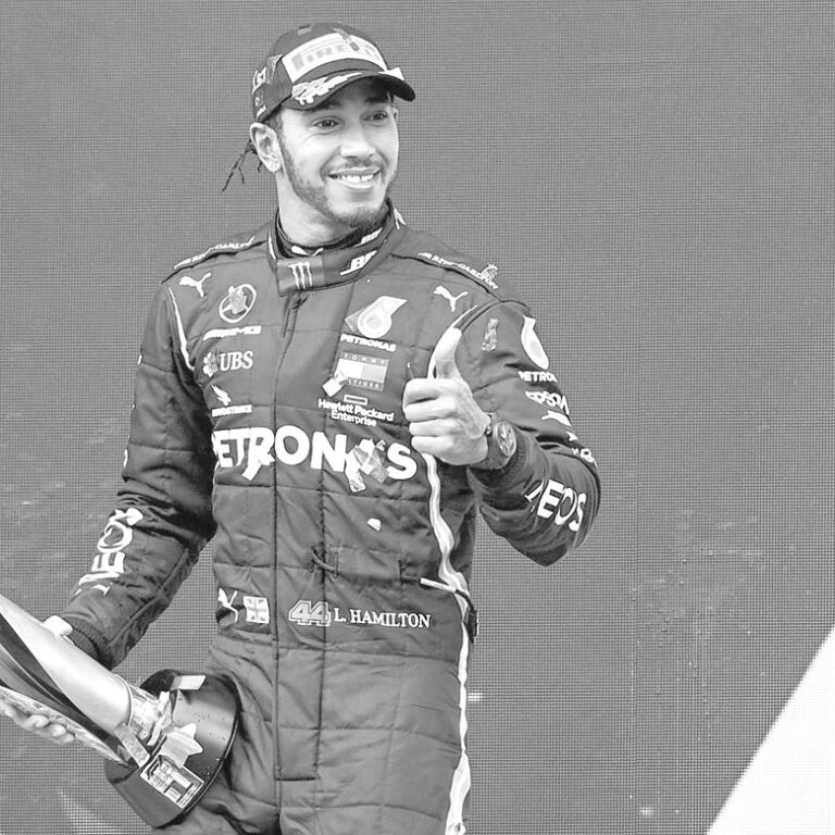 Lewis Hamilton dispuesto a la compra del Chelsea