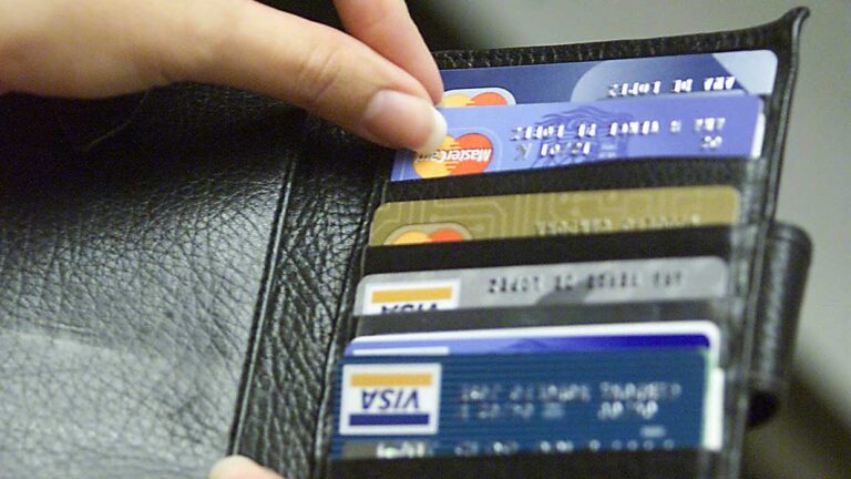 Bancos incrementan límites en las tarjetas de crédito