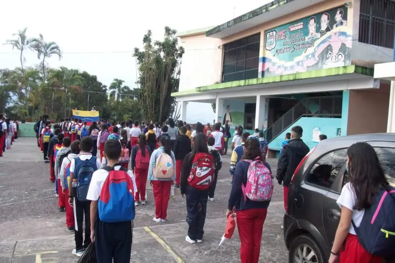 Agenda deportiva en grupo  Monseñor Sanmiguel de Palmira 