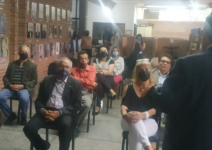 Asistentes a la celebración central por el Día del Libro.