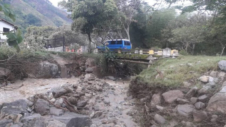 PC reporta dos comunidades aisladas tras lluvias en Mérida