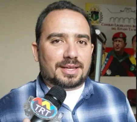 El legislador Jonathan García presentó el proyecto de ley ante el CLET.