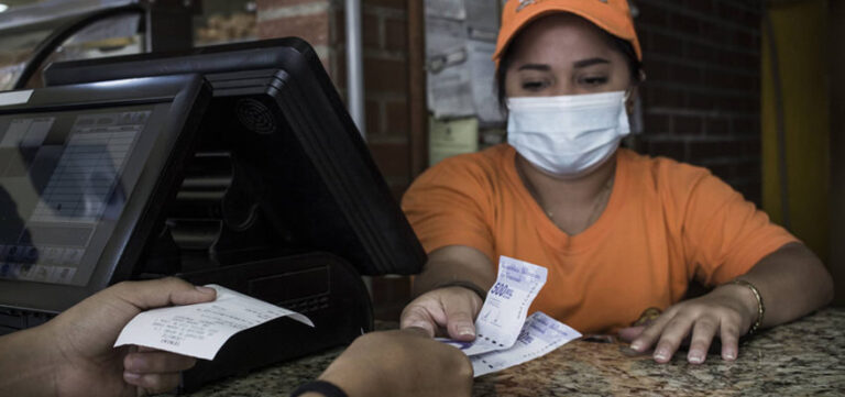 ¿Quiénes no cobran el impuesto a las Grandes Transacciones?