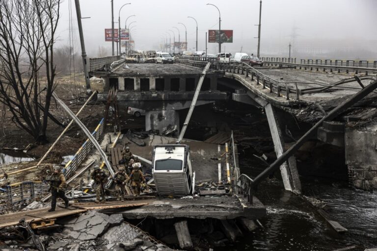 Alto funcionario de ONU buscará en Moscú  un “cese al fuego humanitario” en Ucrania