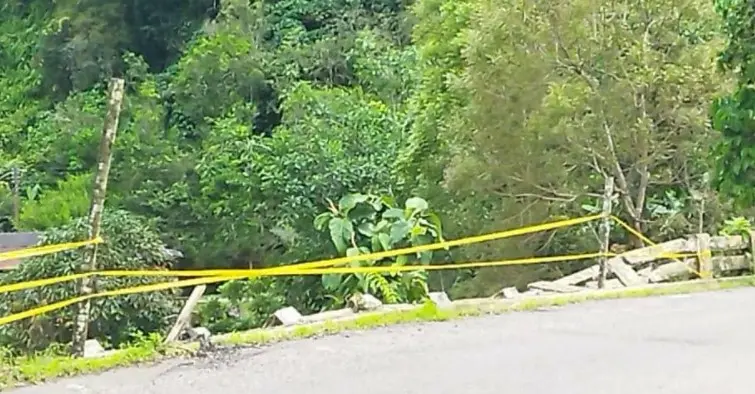 Peligran los conductores al manejar por el puente La Blanca de Ayacucho