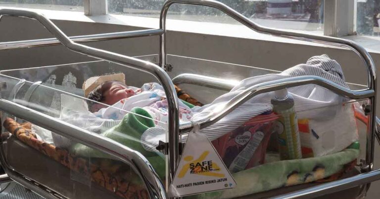 Un virus podría estar detrás de misteriosos casos de hepatitis en niños en Alabama